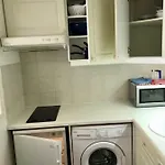 French Riviera Deluxe Near Airport Apartment *