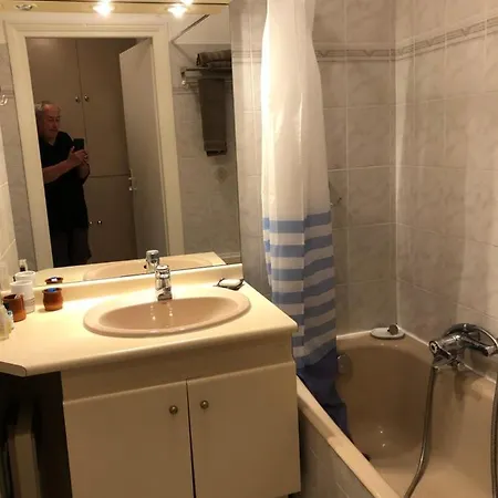 Lägenhet French Riviera Deluxe Near Airport *
