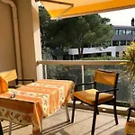 French Riviera Deluxe Near Airport * קאן סור מר