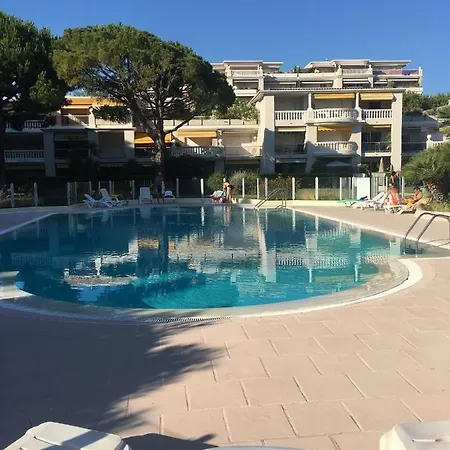 Apartamento French Riviera Deluxe Near Airport